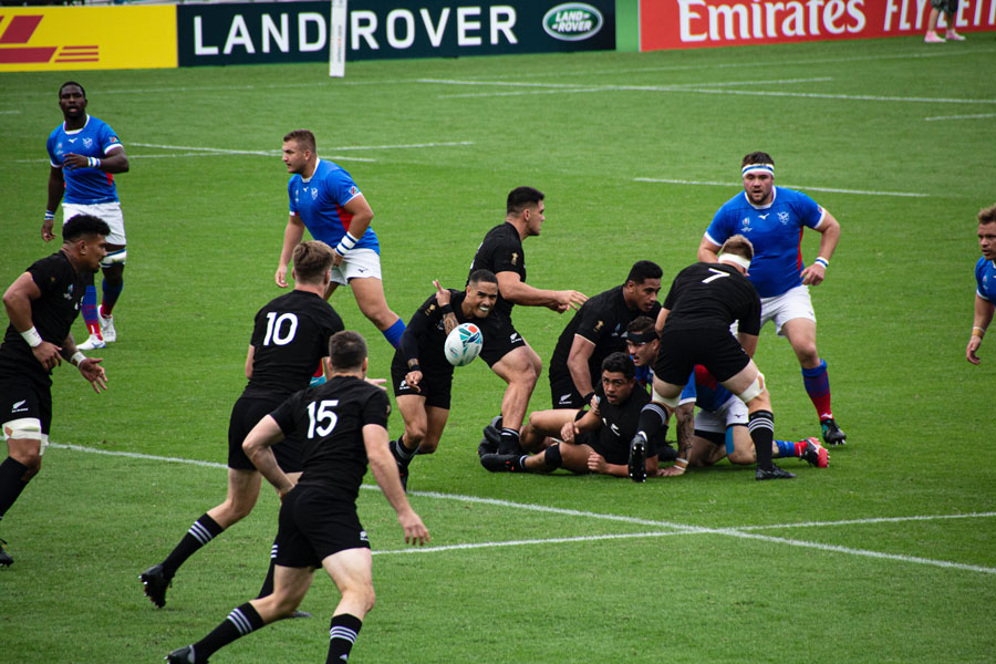 Image of a rugby match depicting the best rugby equipment to win the day